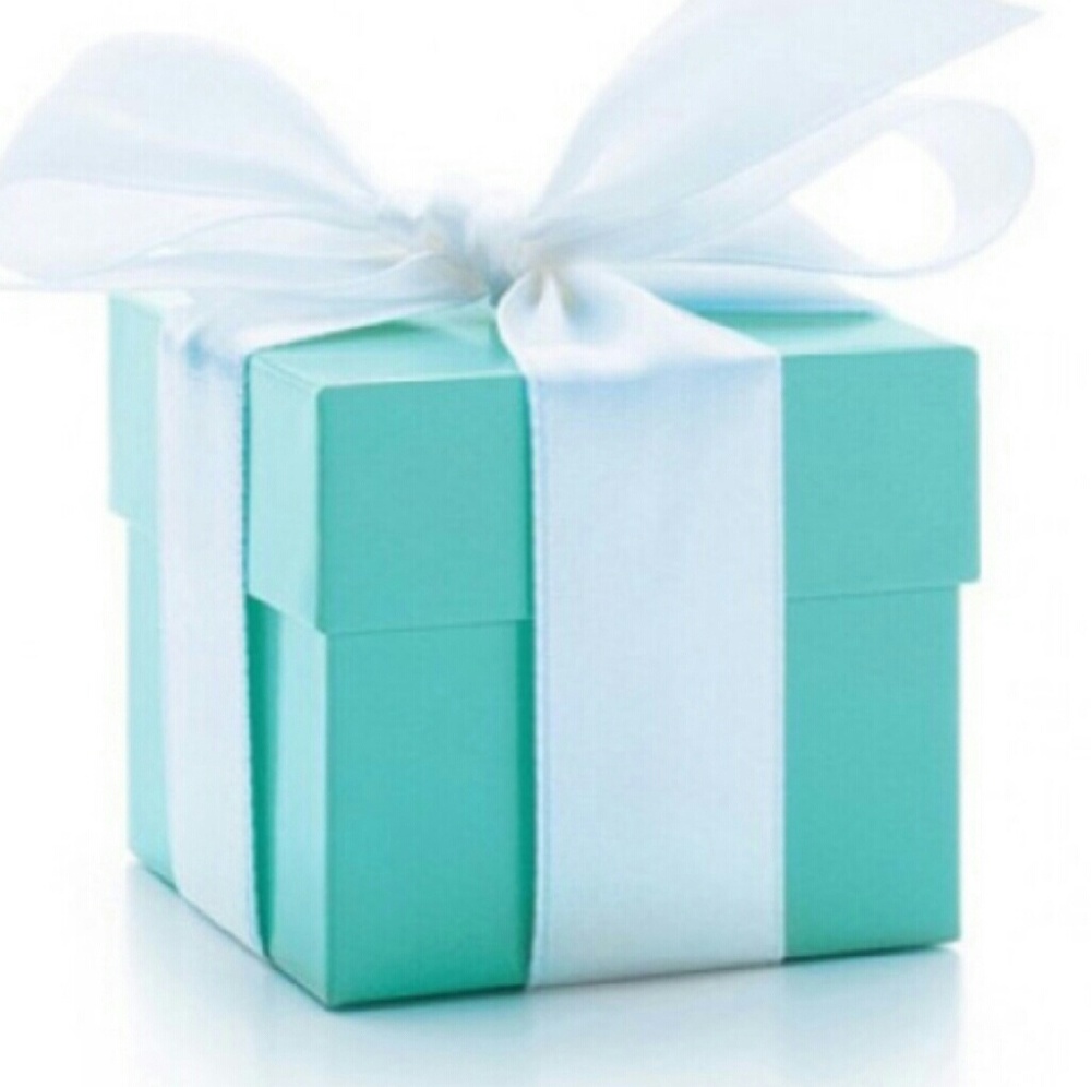 ✨JEWELRY MYSTERY BOX (RESELLERS MONEY MAKER) #2✨